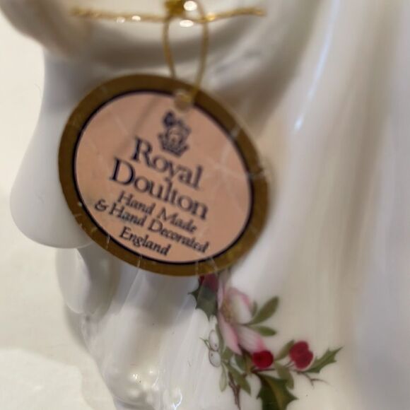Royal Doulton Figure December Month Victorian HN 3329 Porcelain Figurine - Picture 4 of 10